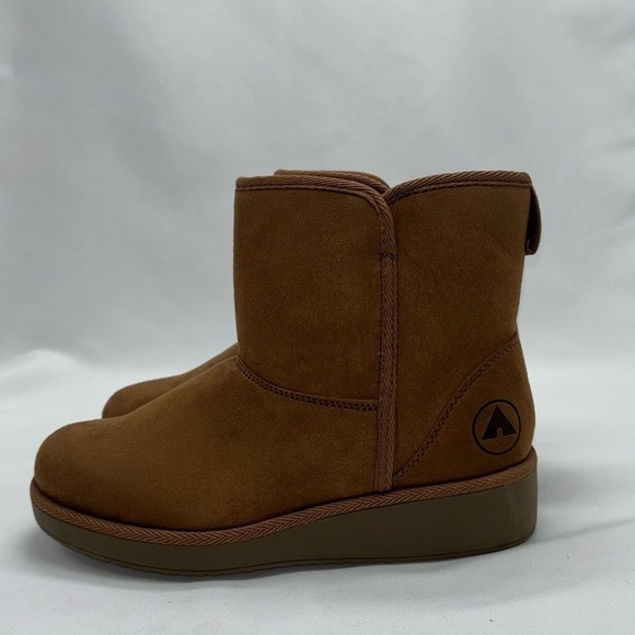 NWOT Air walk brown color slip on‎ booties size 6.5 - Picture 3 of 7